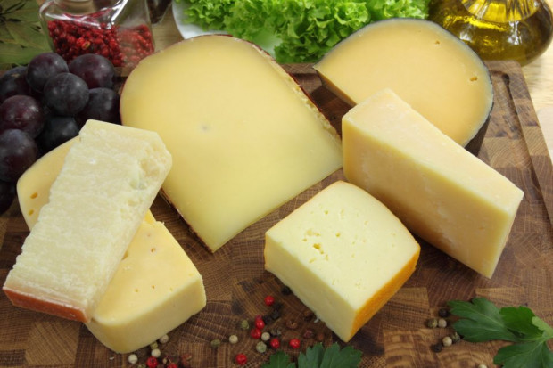 fot. shutterstock Włochy: Plaga kradzieży parmezanu