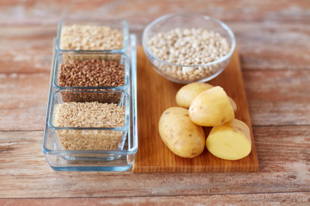 fot. shutterstock Zamiana ziemniaków na produkty pełnoziarniste w diecie zmniejsza ryzyko cukrzycy