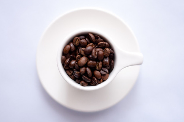 fot. pixabay.com Strauss Cafe inwestuje w nową markę kawy świeżo palonej