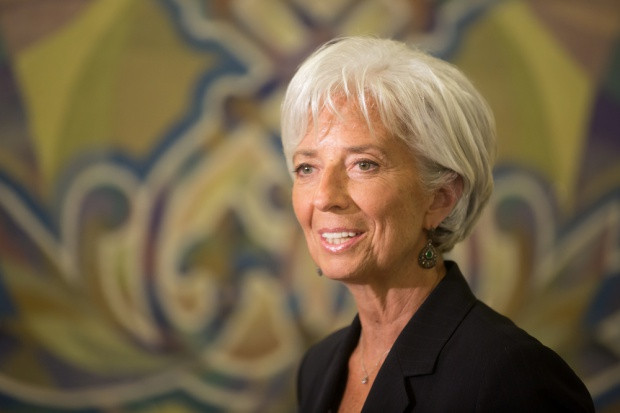 Christine Lagarde, szefowa MFW. fot. shutterstock MFW koryguje w dół prognozy wzrostu i ostrzega przed stagnacją