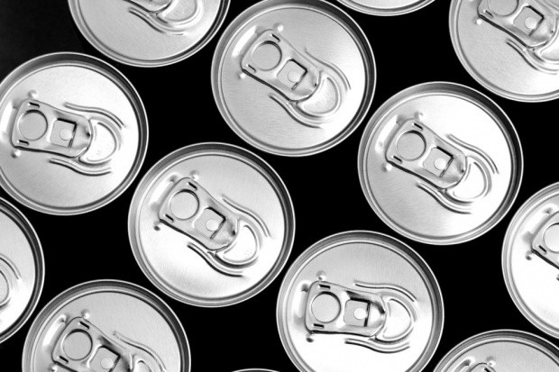 fot. shutterstock.com Producenci energy drinków liczą na wzrost sprzedaży latem