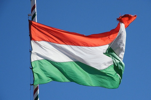Msza z okazji 1050. rocznicy chrztu Polski w bazylice św. Stefana w Budapeszcie