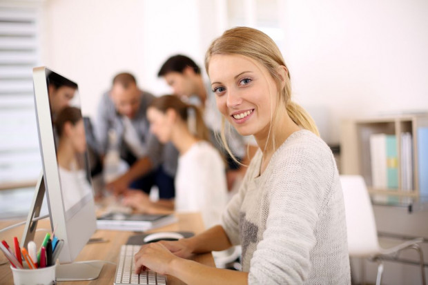 Obecnie to praca szuka pracownika, a nie na odwrót. Fot. shutterstock Rynek pracy: Wyjątkowy optymizm pracowników