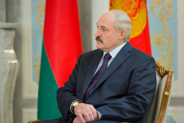 Aleksandr Łukaszenka, fot. shutterstock Łukaszenka: Na skażone tereny powróciła działalność gospodarcza