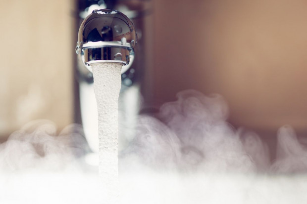 fot. shutterstock Prawo wodne uderzy nie tylko w przedsiębiorców. Po kieszeniach oberwą konsumenci!