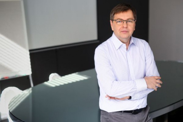 Mariusz Popek, prezes ZPC Otmuchów fot. Otmuchów Grupa Otmuchów zaczęła wdrażać nową strategię wraz z inwestycjami
