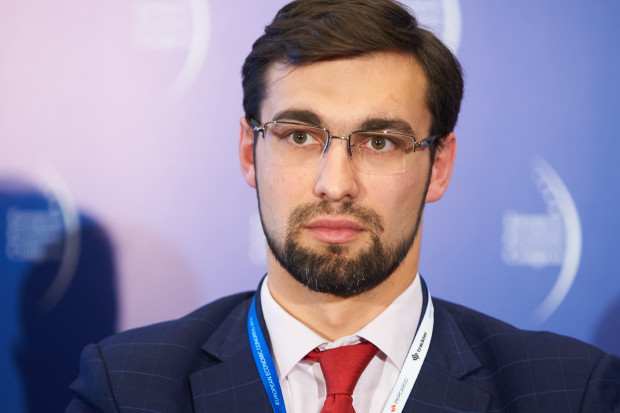 Łukasz Hołubowski, prezes Agencji Rynku Rolnego, w trakcie VIII ECC. Fot. PTWP Prezes ARR na EEC 2016: konsumenci potrzebują wystandaryzowanego produktu
