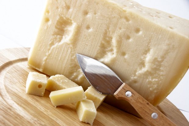 Fot. Shutterstock Producenci Grana Padano przeciwko twórcom serialu