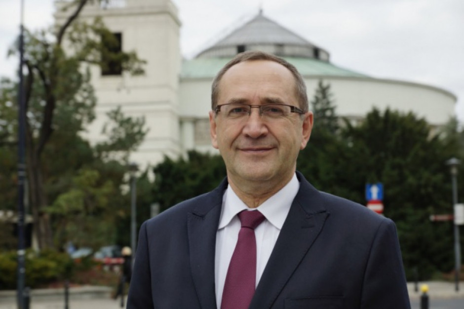 Jacek Bogucki, sekretarz stanu w ministerstwie rolnictwa Wiceminister rolnictwa komentuje sytuację na rynku mleczarskim