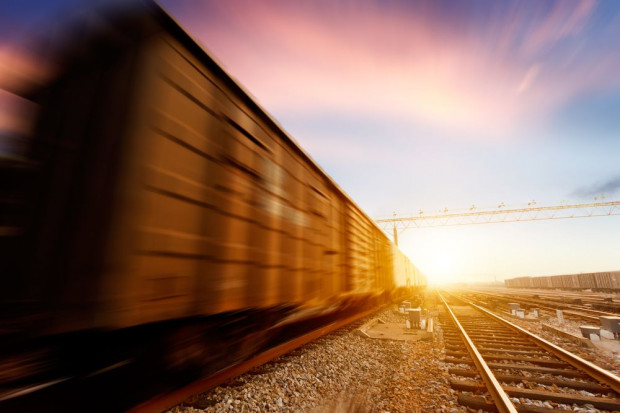 Firmy spożywcze transportują koleją do Chin słodycze, soki, oleje i owoce