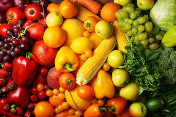 Fot. shutterstock Bronisze: Ceny owoców i warzyw są niższe niż przed rokiem