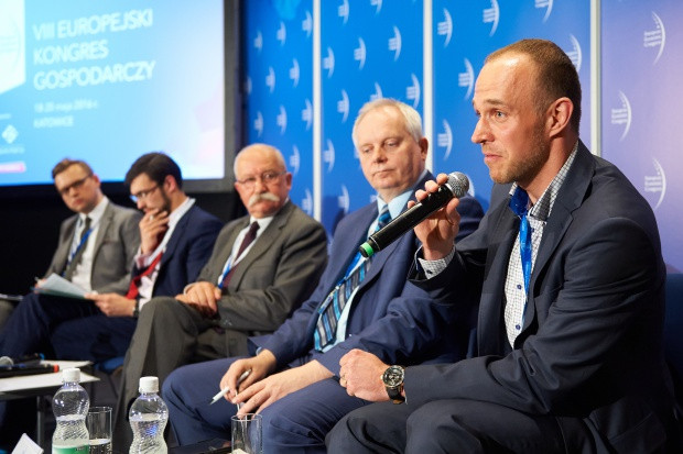 WYDARZENIA/KONFERENCJE