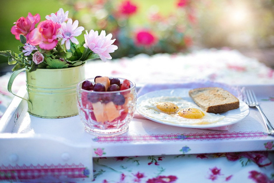 Na talerzach śniadaniowych Polek dużo miejsca dla nowych produktów, w tym owoców i warzyw
