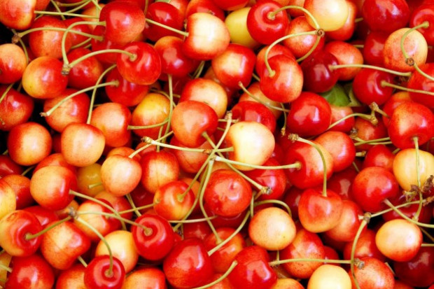 Fot. shutterstock Bronisze: Ceny truskawek i czereśni wyższe niż rok temu