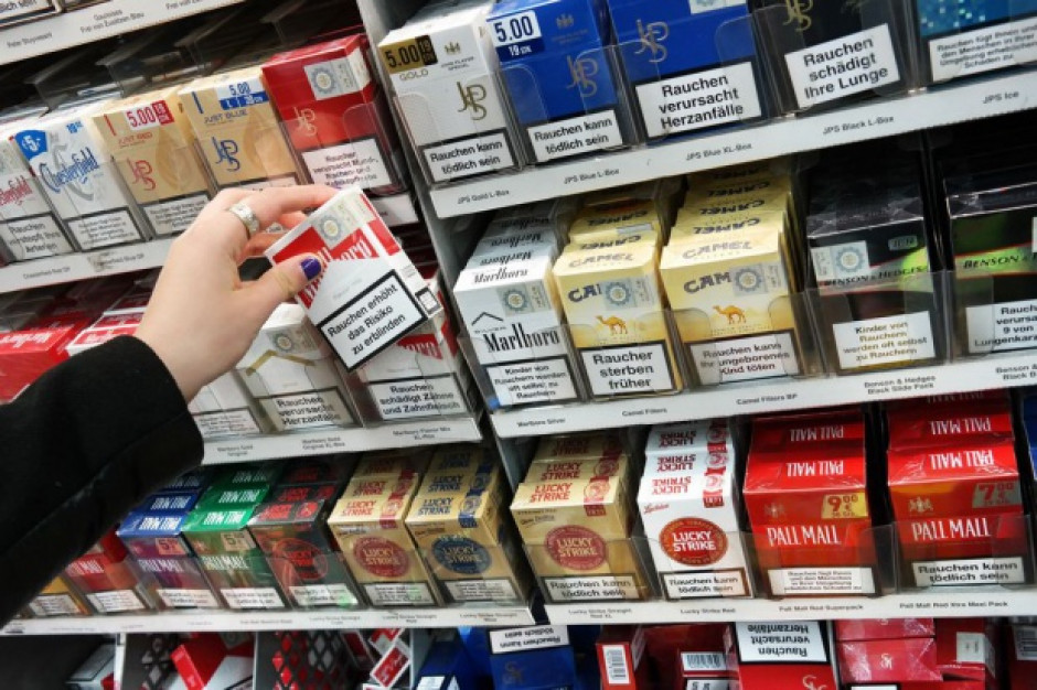 PIH: Większe ostrzeżenia graficzne na papierosach niekorzystne dla handlu
