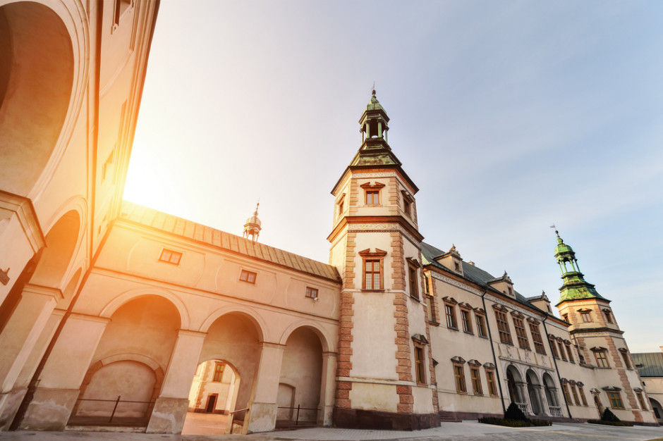 fot. shutterstock Świętokrzyskie: Przetwórcy mają problem z pozyskaniem pracowników