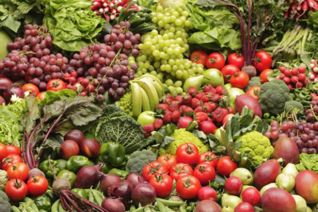 fot. shutterstock IERiGŻ: Ceny owoców w sezonie 2016/17 na obecnym poziomie; ceny warzyw w dół