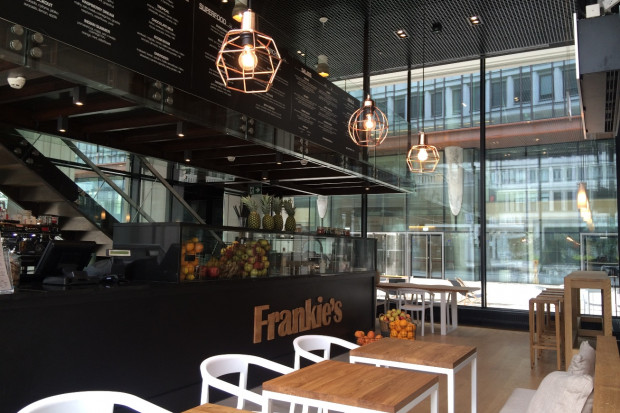 fot. materiały prasowe Gastronomiczny koncept Frankie's wchodzi do centrum Warszawy