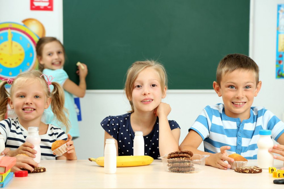 Fot. shutterstock Sklepiki i stołówki szkolne z nowymi wytycznymi ministra zdrowia
