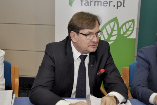 Włodzimierz Skorupski, Główny Lekarz Weterynarii, fot. farmer.pl Główny Lekarz Weterynarii apeluje o zgłaszanie zakupu świń na targowisku w gminie Sokoły