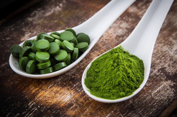 Chlorella Purella Food sprzedawana jest w formie proszku i jako tabletki. fot. shutterstock Purella Food: Chlorella ma ogromny potencjał rozwoju na rynku polskim