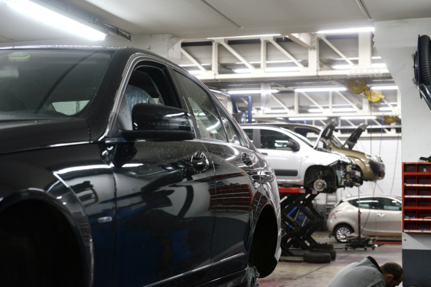 Fot. shutterstock Deloitte: Siłą napędową wzrostu w 2015 r. była branża motoryzacyjna