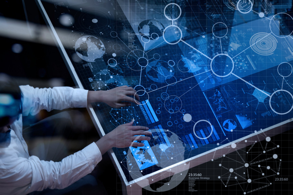 Fot. shutterstock Transformacja cyfrowa szansą na dalszy rozwój firm