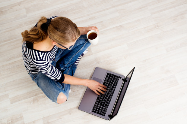 Fot. shutterstock Młodzi konsumenci są szansą dla e-handlu