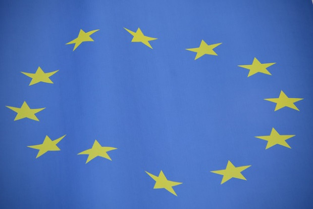pixabay.com CBOS: większa część badanych popiera członkostwo Polski w UE.