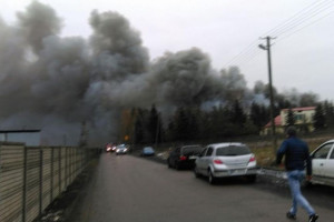 Zdjęcie numer 1 - galeria: Pożar w Zakładach Mięsnych Olewnik w Drobinie (zdjęcia)