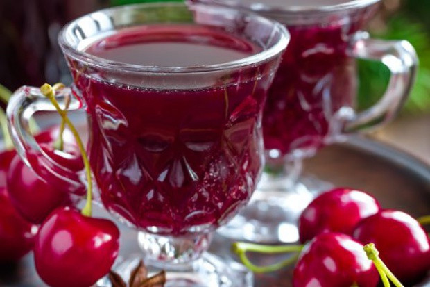 fot. Shutterstock Produkcja win owocowych mocno wzrosła w styczniu rdr, ale ostro spadła w ujęciu miesięcznym