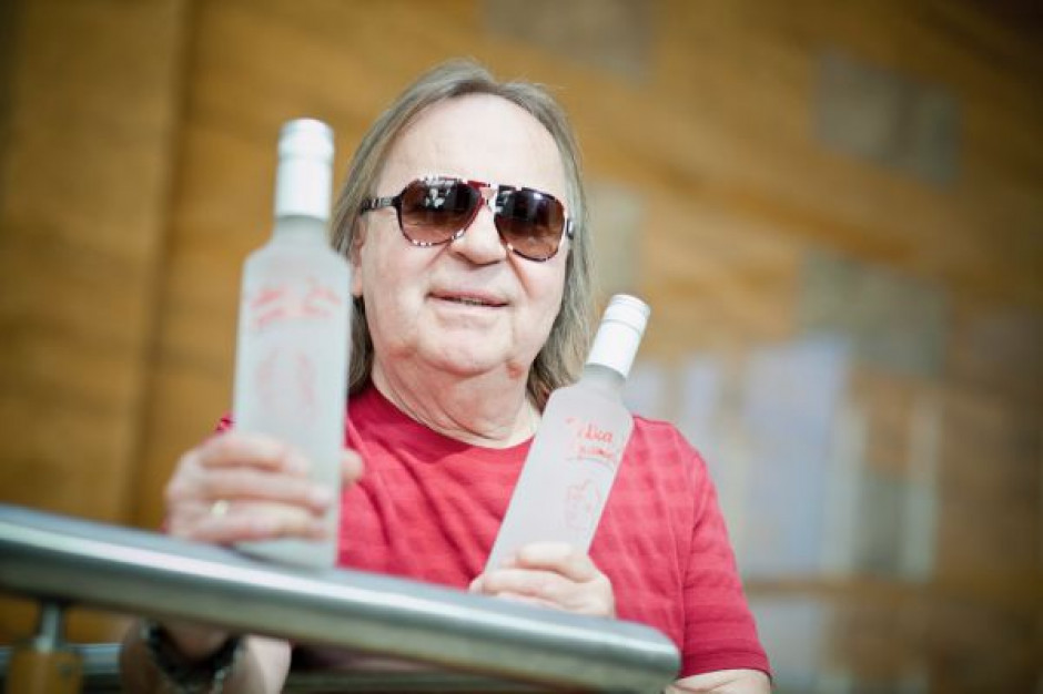 Romuald Lipko fot. Paweł Pawłowski, zelaznastudio.pl Romuald Lipko, muzyk i producent wódek: Zobaczymy co zwojuje „Jolka” (duży wywiad, galeria zdjęć)