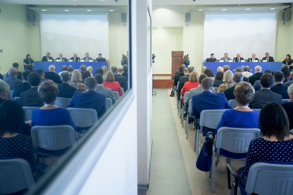 IV Kongres Branży Spirytusowej, fot. Paweł Pawłowski, zelaznastudio.pl Zdjęcie numer 4 - galeria: Branża spirytusowa dyskutowała o rozwoju oraz wpływie na gospodarkę i społeczeństwo (pełna relacja + galeria)