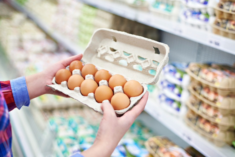 fot. shutterstock Konsumenci nie będą chcieli ponosić całości kosztów odejścia od systemu klatkowego