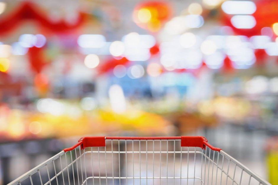 fot. shutterstock Oświetlenie w przemyśle spożywczym ma znaczenie