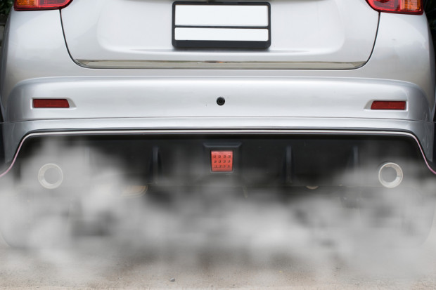 fot. shutterstock KE wymusza ograniczenia emisji CO2 w transporcie