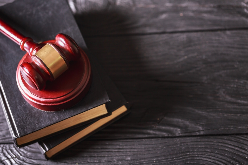 fot. shutterstock Niestabilność prawa najbardziej utrudnia prowadzenie firm w Polsce