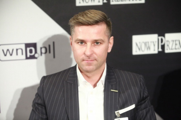 Karol Zarajczyk, prezes spółki Ursus/ fot. Żelazna studio Ursus zawarł umowę o współpracy z Lotos Oil