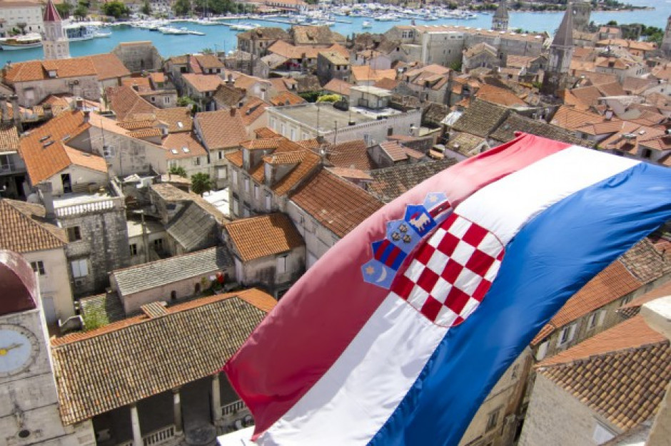 Fot. Shutterstock Chorwacja wycofuje się z podwyżki opłat na importowane owoce i warzywa