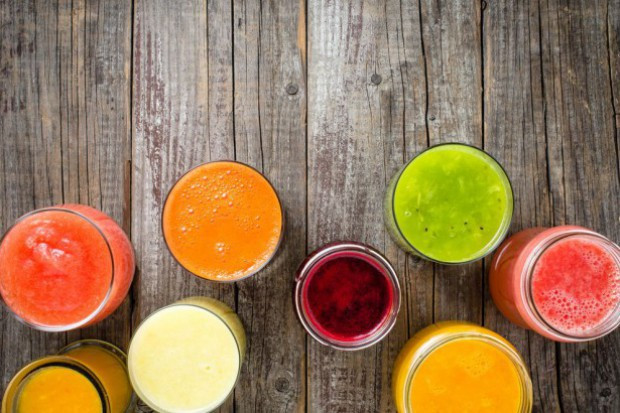 fot. shutterstock PIH: Soki i nektary na stałe weszły do koszyków zakupowych Polaków