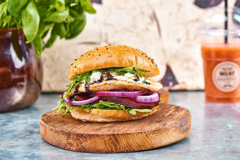 Meat & Fit otwiera kolejny lokal i rozszerza ofertę burgerów wegetariańskich