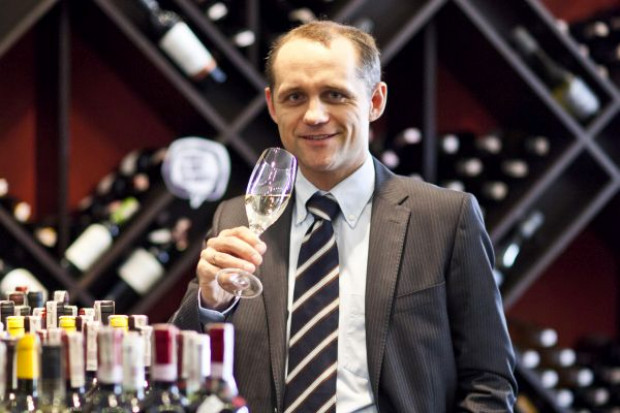 Piotr Kaźmierczak, wiceprezes i dyrektor finansowy Grupy Ambra fot. Ambra Grupa Ambra zwiększy poziom inwestycji w majątek produkcyjny