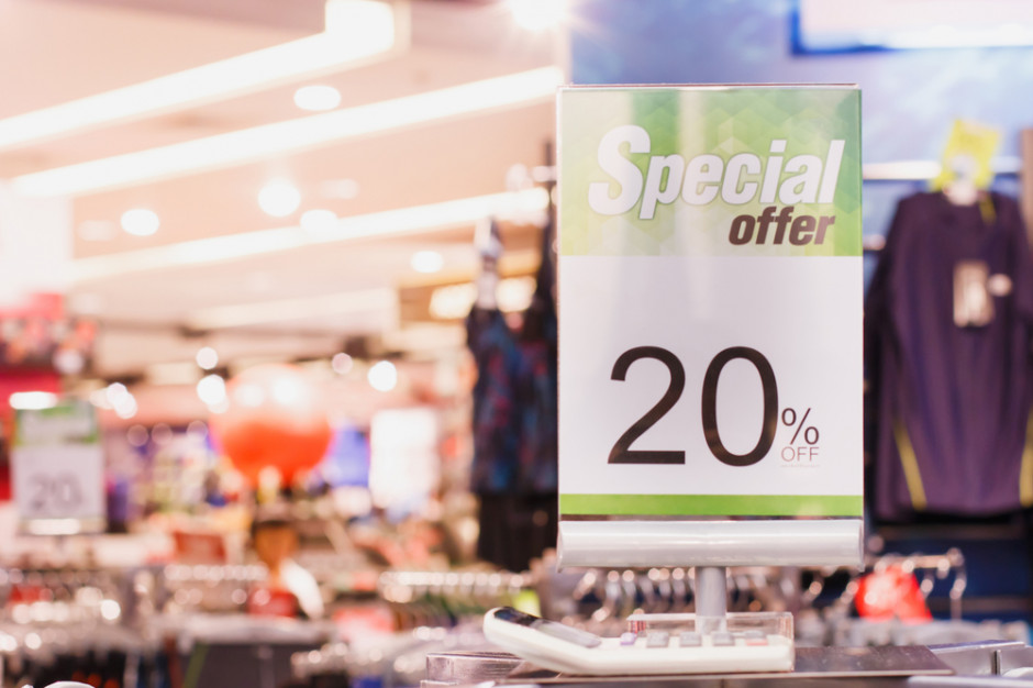 Badanie: Konsumenci deklarują częstsze korzystanie ze sklepowych promocji 