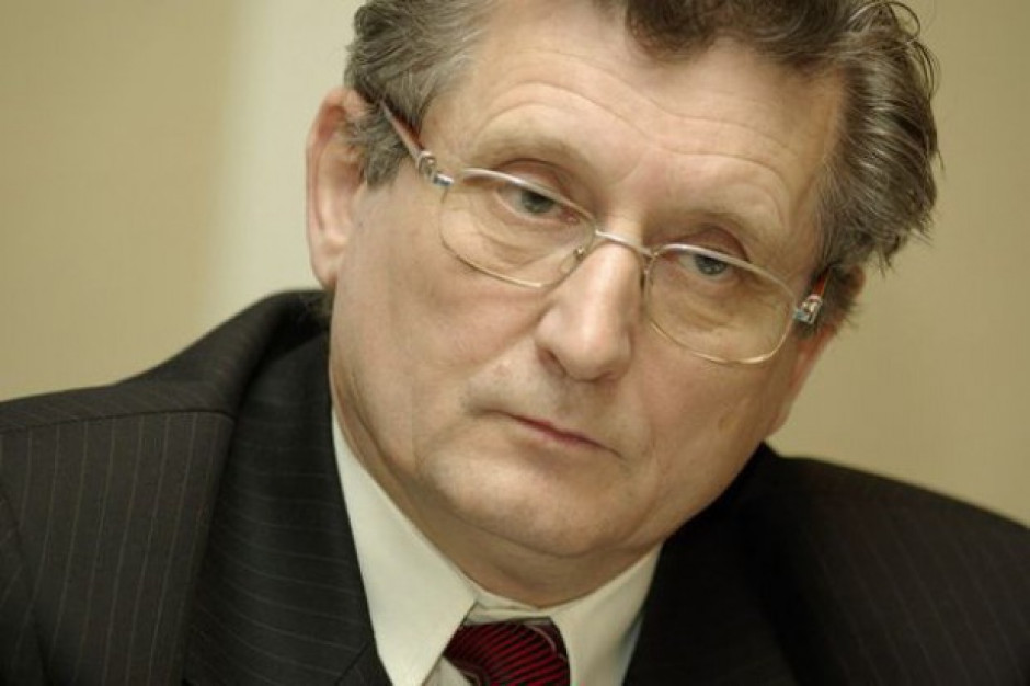 Nowakowski, PIH: Nie można zamknąć hurtowni w niedziele