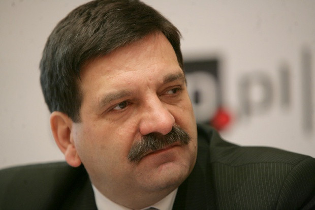 Janusz Śniadek, fot. PTWP Do 100 tys. zł kary za łamanie zakazu handlu w niedziele