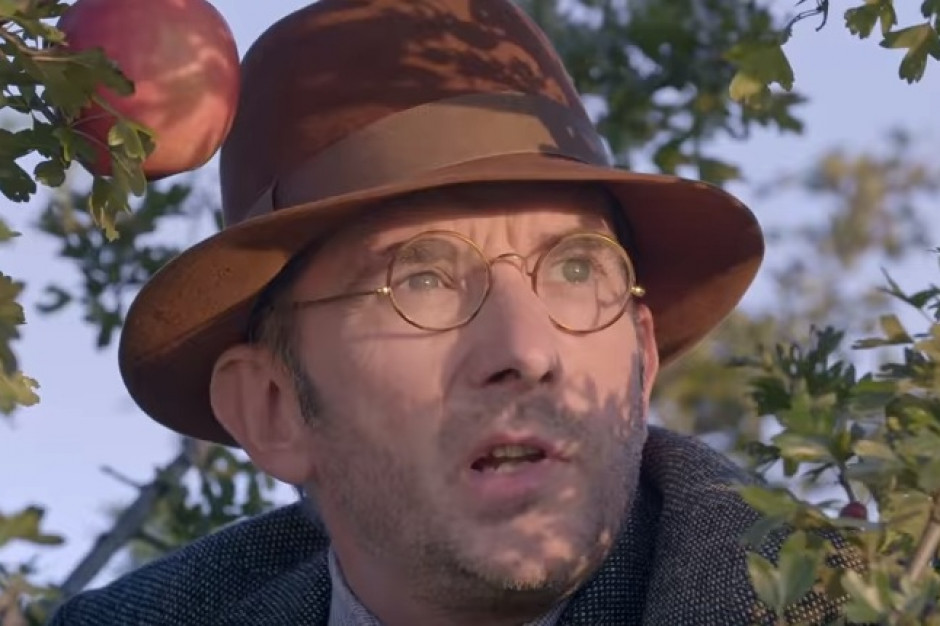 kadr za YouTube Biedronka rozpoczyna kampanię reklamową z udziałem Kabaretu