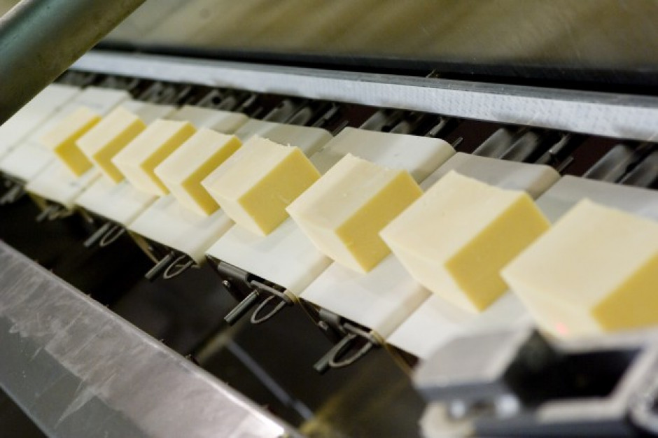 Francja: W supermarketach brakuje masła