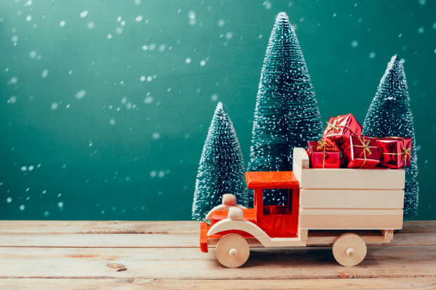 Zdjęcie ilustracyjne. Fot. shutterstock Biedronka i Lidl ze świąteczną ofertą drewnianych zabawek
