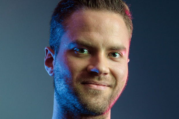 Jakub Mauricz wspólnie z ekspertami marki stworzył recepturę najnowszej linii batonów Bakalland Protein by BA Bakalland nawiązał współpracę z ekspertem dietetyki sportowej