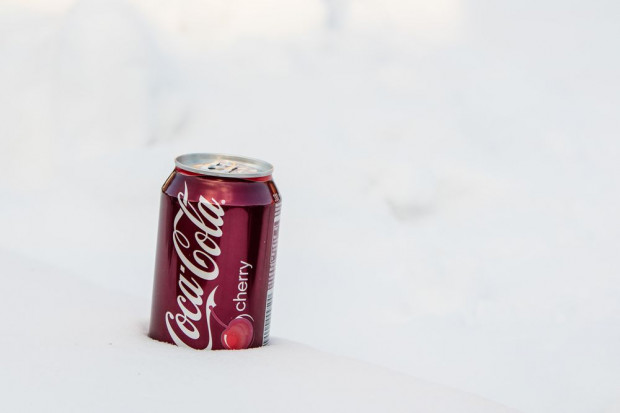 fot. shutterstock.com Nowa Coca-Cola Cherry Zero Cukru zastąpi dotychczas sprzedawaną wersję napoju